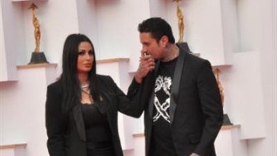 نجوم الفن يحضرون عرض «ورد مسموم» بمهرجان القاهرة السينمائي (صور)