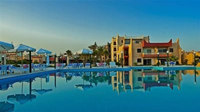 ثمار العقارية تؤكد صحة موقفها القانوني في مشروع «بلو بيرل»