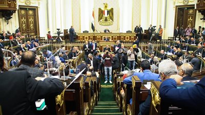 البرلمان يوافق على قانون اتحاد الصناعات في مجموعه