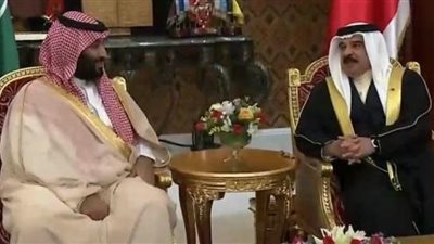 ملك البحرين وولي العهد السعودي يدشنان خط أنابيب النفط الجديد