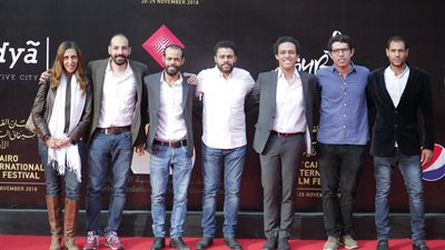 اهتمام فني وإعلامي بعرض «ورد مسموم» في مهرجان القاهرة السينمائي