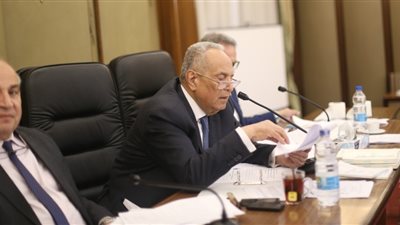 البرلمان ينظم جلسات استماع حول قانون المحاماة