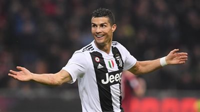 رونالدو يقود هجوم يوفنتوس أمام فالنسيا.. اليوم