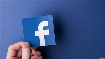 بريطانيا تصادر وثائق سرية من «فيس بوك»