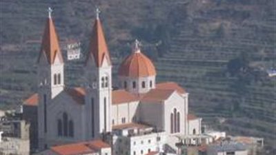 الكنيسة المارونية في لبنان تحذر من المشاركة المباشرة في صراعات سوريا