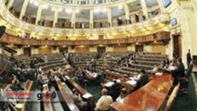 عضو بالشورى يطالب بسد العجز المالي بقطاعات الدولة من الصناديق الخاصة