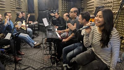 حسام حبيب برفقة شيرين عبد الوهاب في بروفة حفل الكويت