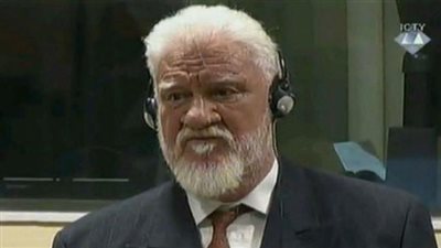 وفاة قائد قوات كروات البوسنة إثر تجرعه السم أثناء محاكمته