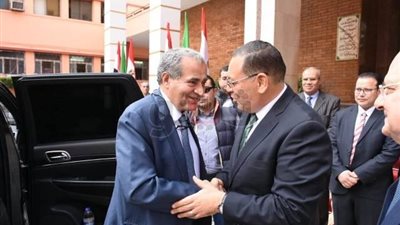 وزير التموين يوافق على تشغيل مخبز بـ4 ملايين جنيه بالزقازيق (صور)