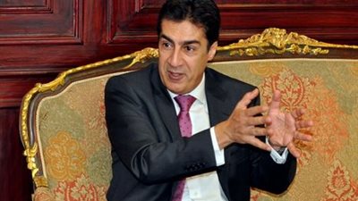 رئيس هيئة الاستعلامات يلتقي 2 من أعضاء المعهد الدولي للصحافة