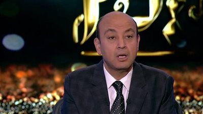 عمرو أديب نقلا عن مصدر إماراتي: سنتعامل مع شفيق بما يليق به