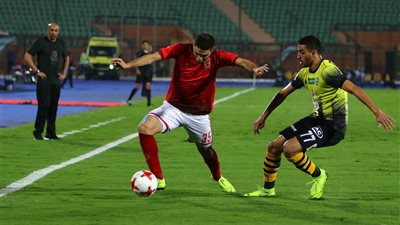 الأهلي يواصل السقوط بالخسارة من المقاولون 0/1 (فيديو)
