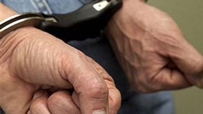 ضبط حداد حاول إدخال حشيش لشقيقه المحبوس في شبرا الخيمة