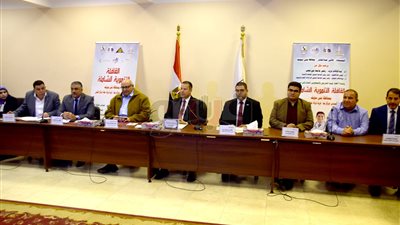 تدشين قافلة جامعة عين شمس التنموية بـ«سدس» و«نزلة حنا» في بني سويف