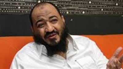 الدعوة السلفية: «الإخوان» تدفع نساءها لمواجهة الأمن.. «الشحات»: «الإرهابية» حزنت لبراءة «فتيات الإسكندرية».. الجماعة تعتبر «الحجارة والمولوتوف» سلمية.