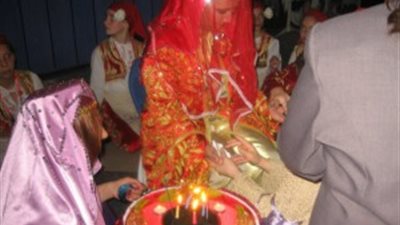 بكاء العروس شرط إتمام ليلة الحناء في تركيا