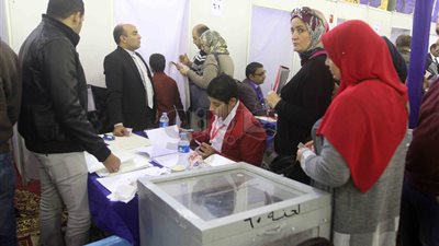 غلق باب التصويت في انتخابات الأهلي استعدادا لفرز الأصوات