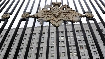 وزارة الدفاع الروسية تخطط لتنفيذ 127 طلعة جوية فوق سوريا.. الليلة