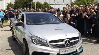 بالفيديو والصور..«مرسيدس» تطرح نسخة خاصة من«بتروناس» في طوكيو