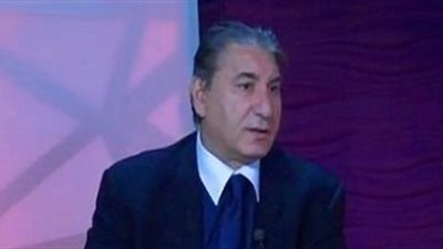 شريف عبدالمنعم يحضر مران الأهلي