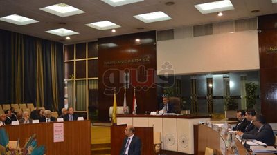 قطاع الأعمال: 420 مليون جنيه توزيعات للخزانة العامة من أرباح «القابضة للنقل»