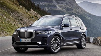 ارتفاع طول سيارات BMW X7 للسير على الطرق الوعرة