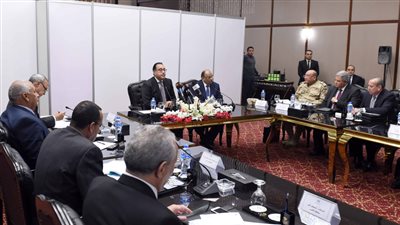 مدبولي للمحافظين: مستعدون للنظر في تسويات الأراضي محل القلق