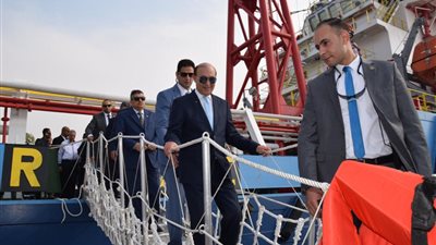 10 معلومات عن «أمان» سفينة الخدمات البترولية الجديدة بقناة السويس