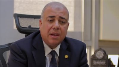 رئيس المترو: زيادة أسعار التذاكر قبلة حياة لرفع مرتباتنا (فيديو)