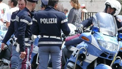 الحكومة الإيطالية تطارد المتهربين من تسديد الضرائب في سويسرا