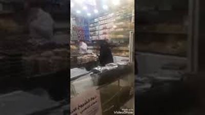 رد فعل يمني التقى والدته بعد فراق طويل (فيديو)