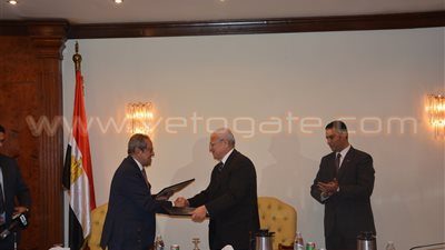 بروتوكول تعاون بين «الصناعة» و«الاتصالات» لميكنة الهيئات إلكترونيّا