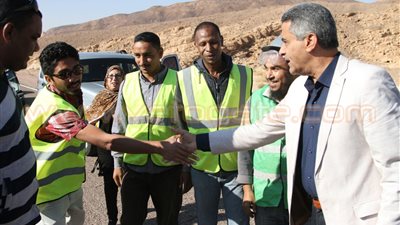 بالصور.. «الجيوشي» يتفقد طرق جنوب سيناء ويتابع الاستعداد لمواجهة السيول