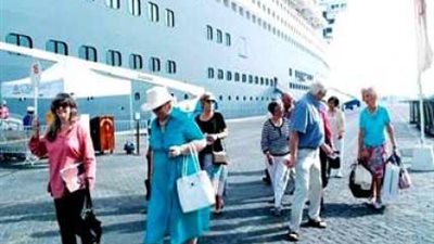 ميناء سفاجا يستقبل 1836 سائحا ألمانيا