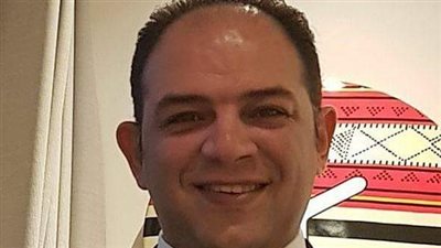 تعيين معتز نزيه مديرا لقسم الإنجليزي بحقوق القاهرة