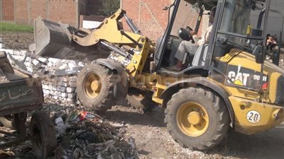 بالصور.. إزالة 40 حالة تعد على الأراضي الزراعية بطوخ