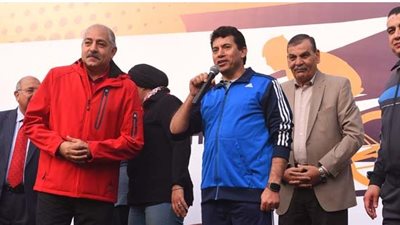 الأهلي يكرم «أشرف صبحي» وكبار المشاركين في ماراثون الدراجات