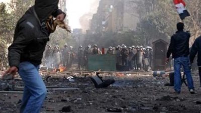 جدل حول إحياء ذكرى محمد محمود.. تمرد والغد وثوار يرفضون إحياء الذكرى لتفويت الفرصة على الإخوان.. والكرامة والدستور ومصر القوية و6 إبريل والاشتراكيون يعلنون إحياءهم للذكرى للمطالبة بالقصاص للشهداء