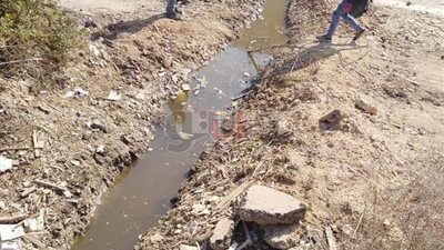 حفر الكابلات بالإسكندرية تتسبب في سقوط التلاميذ (صور)