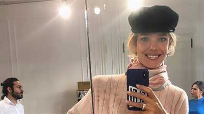 ساق عارضة أزياء تثير حيرة متابعيها عبر إنستجرام (صور)