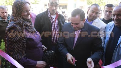 بالصور.. افتتاح مركز تكنولوجى لخدمة مواطنى 
