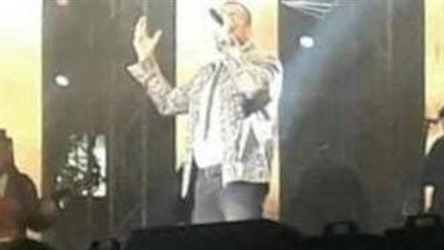 الصور الأولى من حفل عمرو دياب في التجمع الخامس