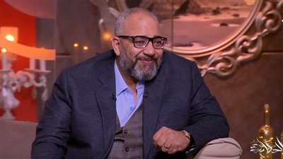 بيومي فؤاد عن أداء الأهلي: دولابنا مليان بطولات وميهمناش الخسارة (فيديو)