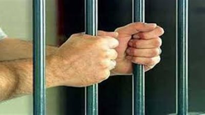 تجديد حبس رئيس حي الموسكي لاتهامه بتلقي رشوة