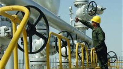 البيت الأبيض: الولايات المتحدة لن تحد من مشترياتها للنفط الإيراني