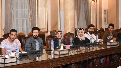 تفاصيل لقاء الخشت ومجلس اتحاد طلاب جامعة القاهرة الجديد (صور)