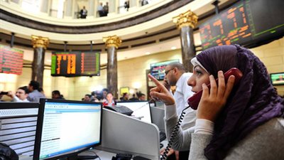 خبير: استخدام بورصة العقود الآجلة يحمي من تقلبات السوق