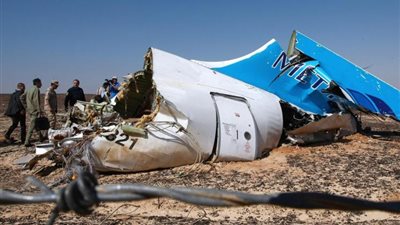 بالصور.. «داعش» يزعم: «كانز شويبس جولد» وراء تفجير الطائرة الروسية.. قصف موسكو لسوريا سبب العملية الإرهابية.. ثغرة أمنية بمطار شرم الشيخ ساعدت في تهريب القنبلة.. وخبير أمني: «