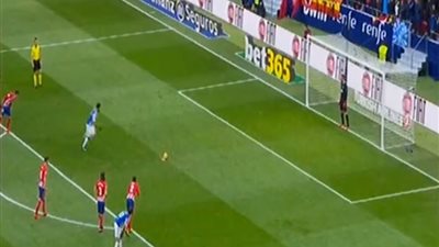 أتلتيكو مدريد يتأخر بهدف أمام ريـال سوسييداد بالشوط الأول (فيديو)