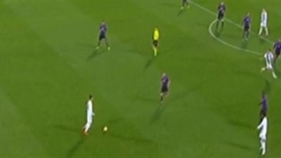 يوفنتوس يحتل قمة الدوري بالفوز على فيورنتينا بثلاثية (فيديو)